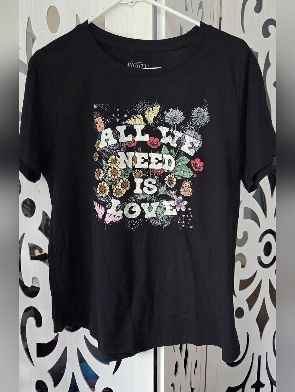 Mighty Fine All We Need Is Love Floral Butterfly Graphic Tee Shirt L NWOT